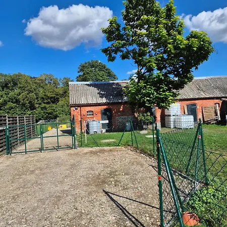 In Neuhof-penkun Apartament Penkun